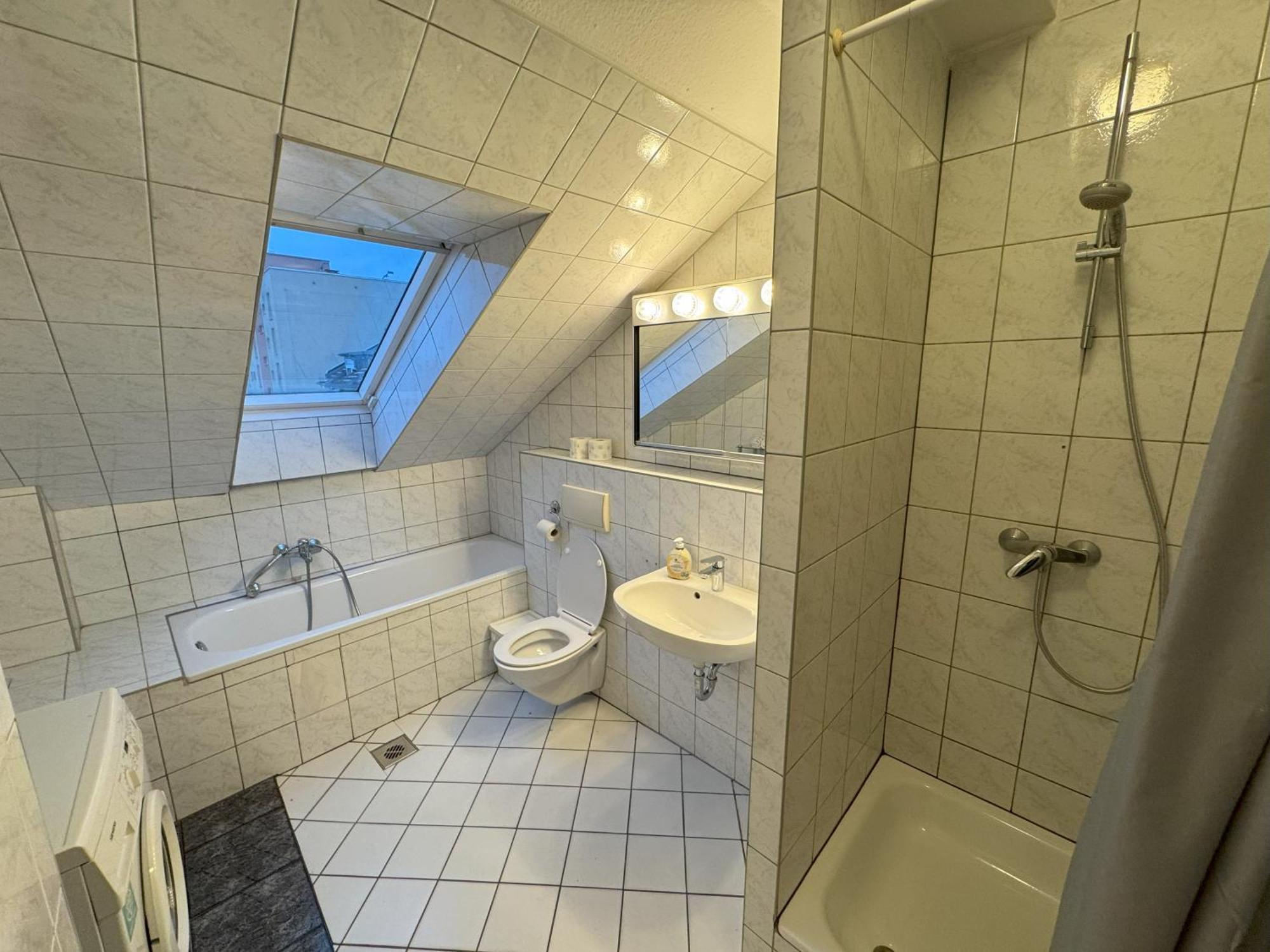 M M Central Apartments Gruppen, Handwerker Und Monteure Budget * Berlin
