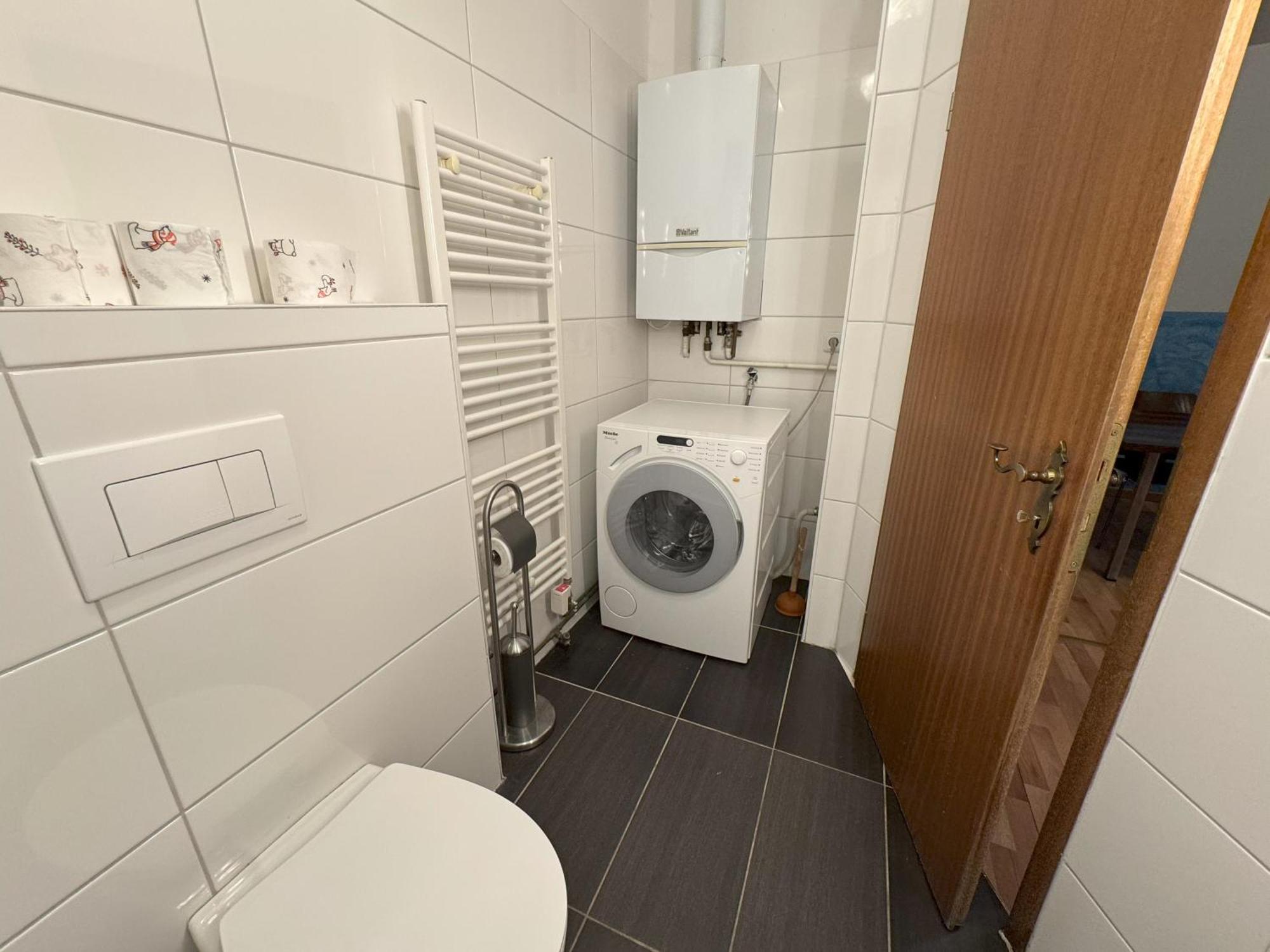 M M Central Apartments Gruppen, Handwerker Und Monteure Budget * Berlin