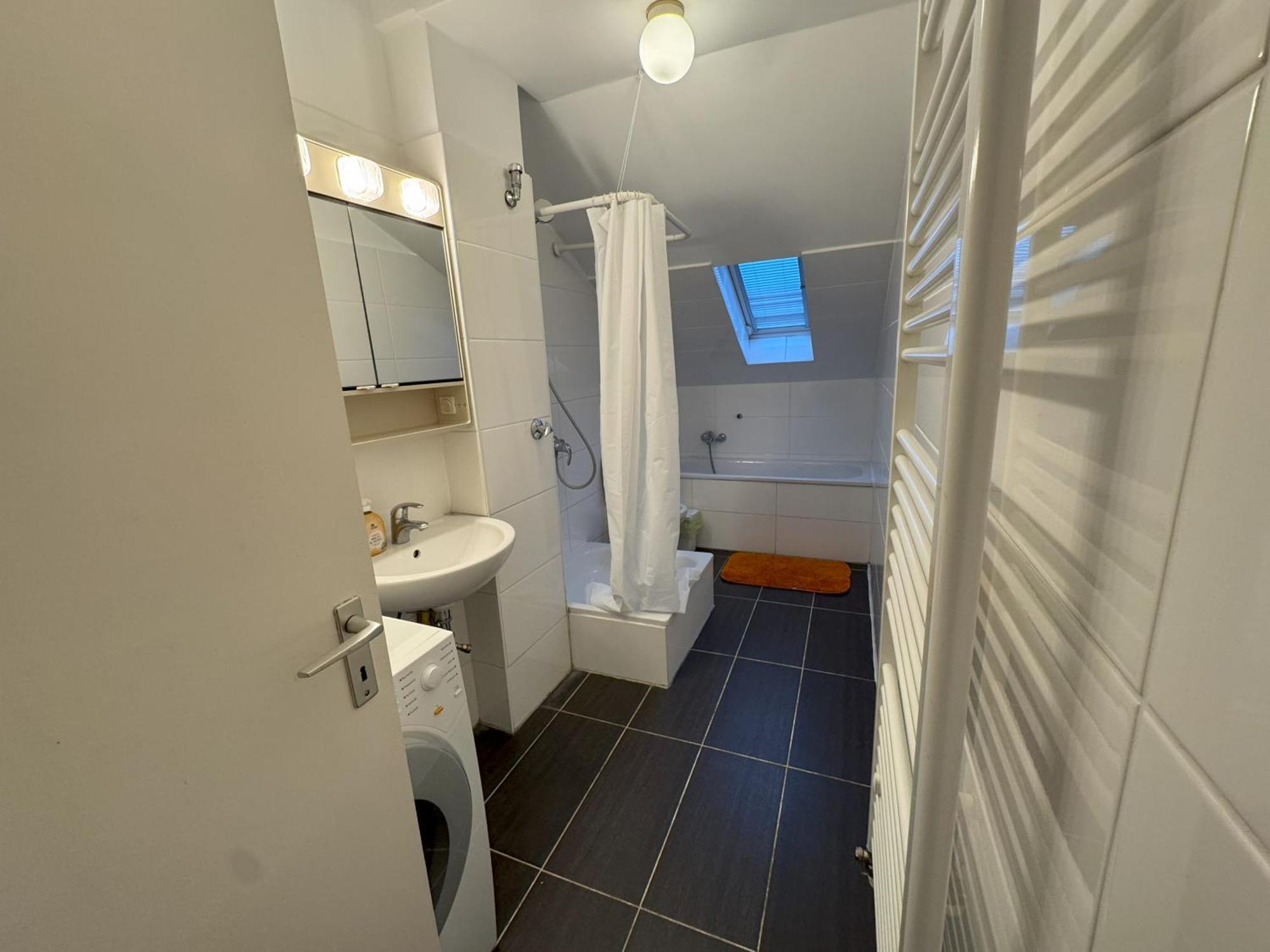 M M Central Apartments Gruppen, Handwerker Und Monteure Budget *
